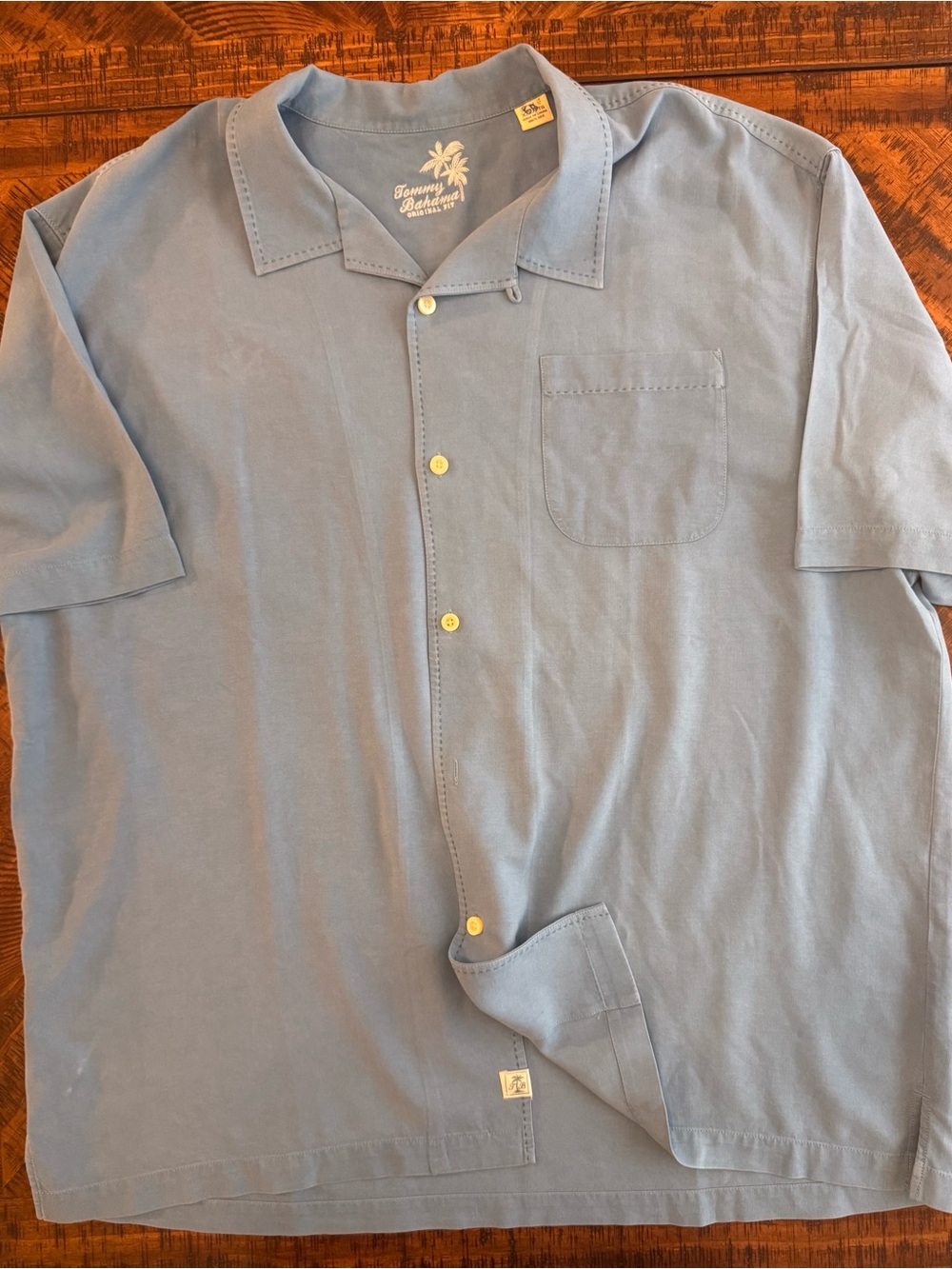 Tommy Bahama Men’s 100% Silk Short Sleeve Camp Shirt